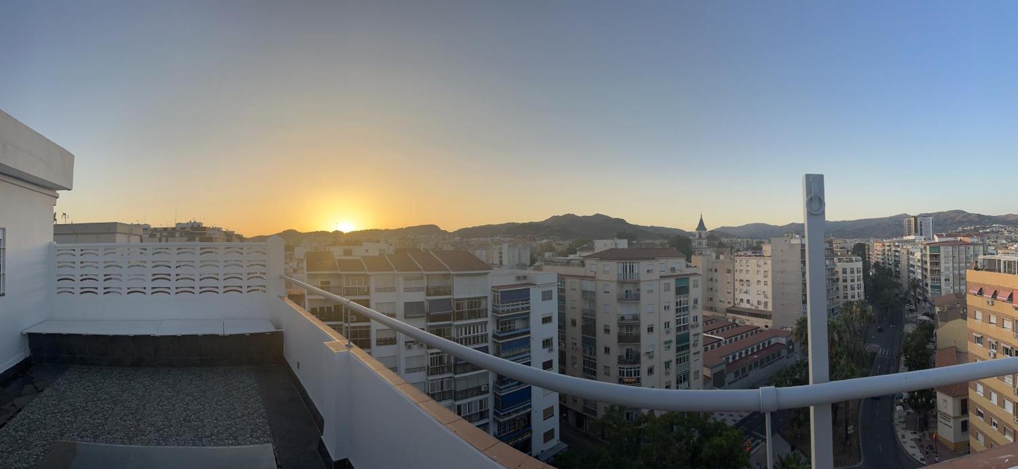 Atico Plaza Bailen Malaga Centro Appartement Buitenkant foto
