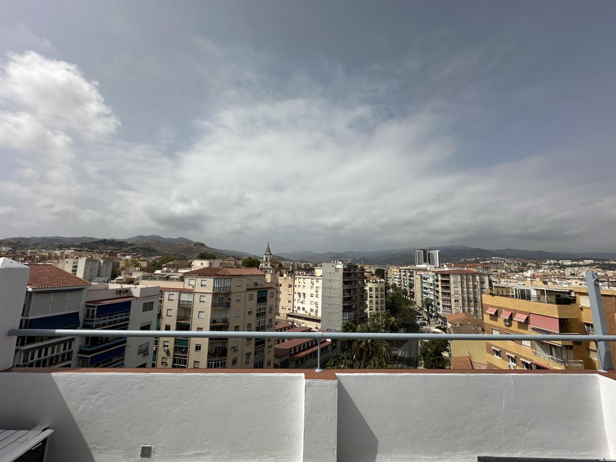 Atico Plaza Bailen Malaga Centro Appartement Buitenkant foto