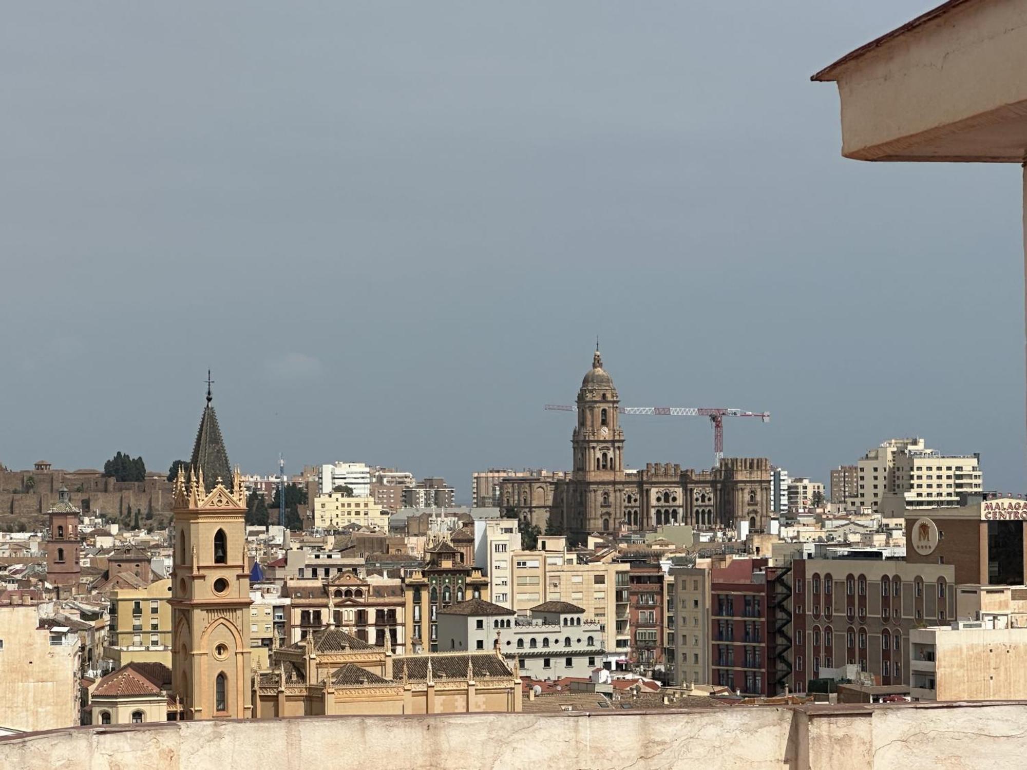 Atico Plaza Bailen Malaga Centro Appartement Buitenkant foto